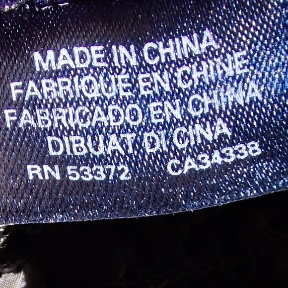 A French Connection long sleeve ruffled collar shimmering tunic top in an XS. - Picture 3 of 5